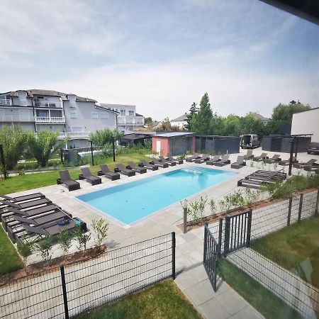 Spa Residenz Neusiedl Appartments นอยซีเดิลอัมเซ ภายนอก รูปภาพ