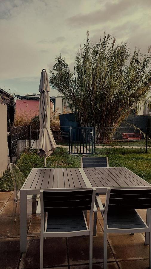 Spa Residenz Neusiedl Appartments นอยซีเดิลอัมเซ ภายนอก รูปภาพ