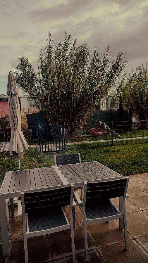 Spa Residenz Neusiedl Appartments นอยซีเดิลอัมเซ ภายนอก รูปภาพ
