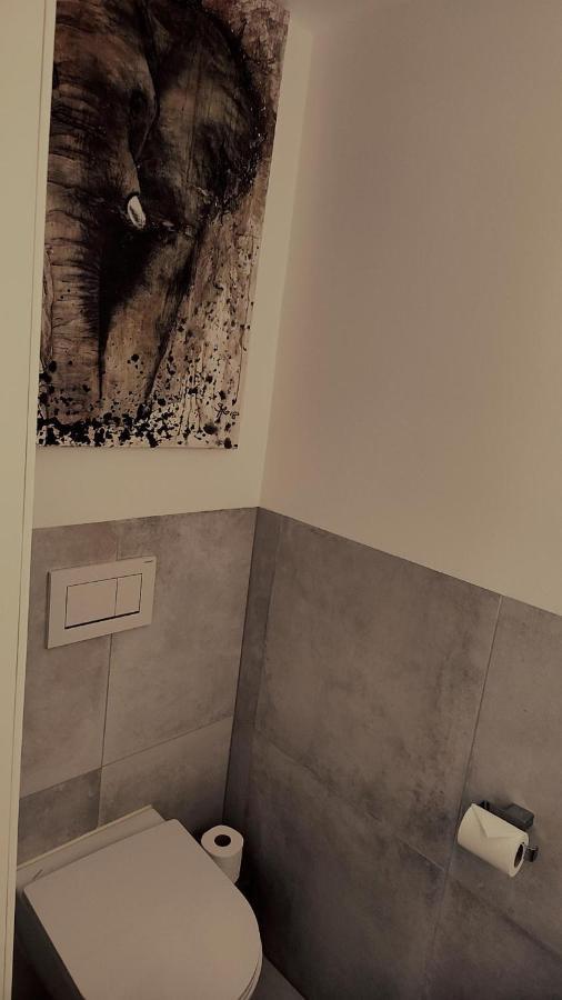 Spa Residenz Neusiedl Appartments นอยซีเดิลอัมเซ ภายนอก รูปภาพ