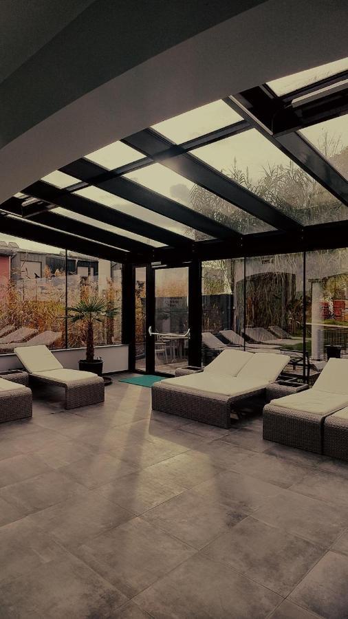 Spa Residenz Neusiedl Appartments นอยซีเดิลอัมเซ ภายนอก รูปภาพ