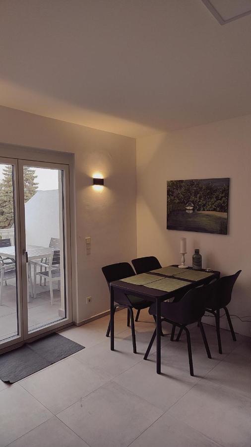 Spa Residenz Neusiedl Appartments นอยซีเดิลอัมเซ ภายนอก รูปภาพ
