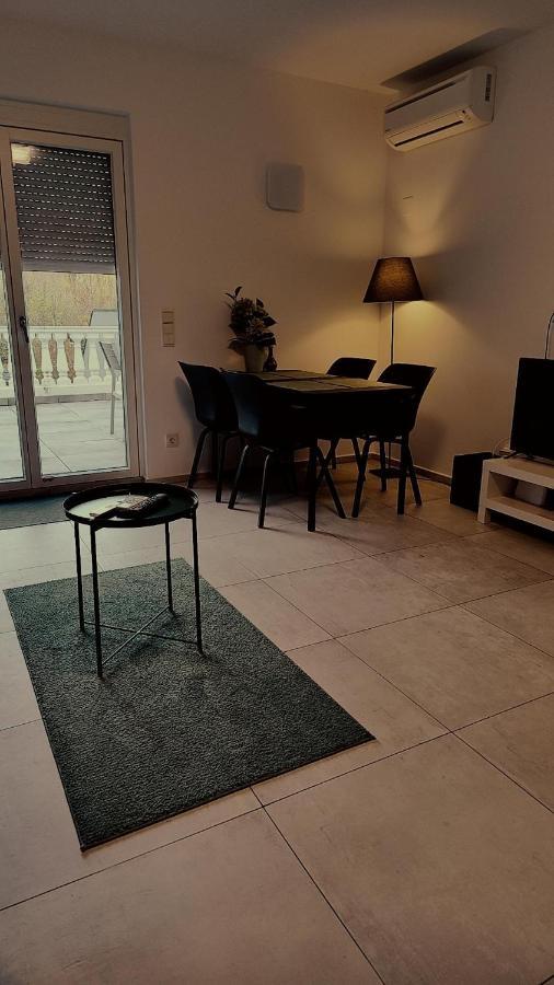 Spa Residenz Neusiedl Appartments นอยซีเดิลอัมเซ ภายนอก รูปภาพ
